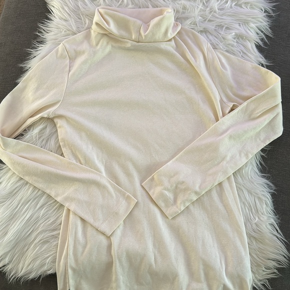 Eddie Bauer Favorite Ivory Turtleneck - Picture 7 of 8